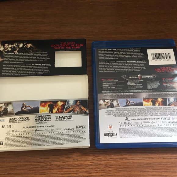 The Expendables (Blu-ray/DVD, 2010, 2-Disc Set, Canadian) - Picture 2 of 5